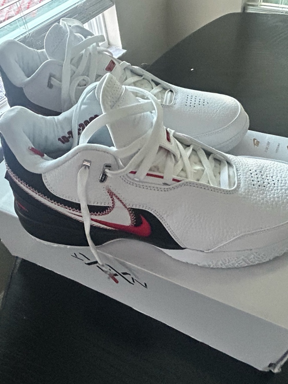 Nike Men’s LeBron’s White/Black/Red Low-Top Sneakers